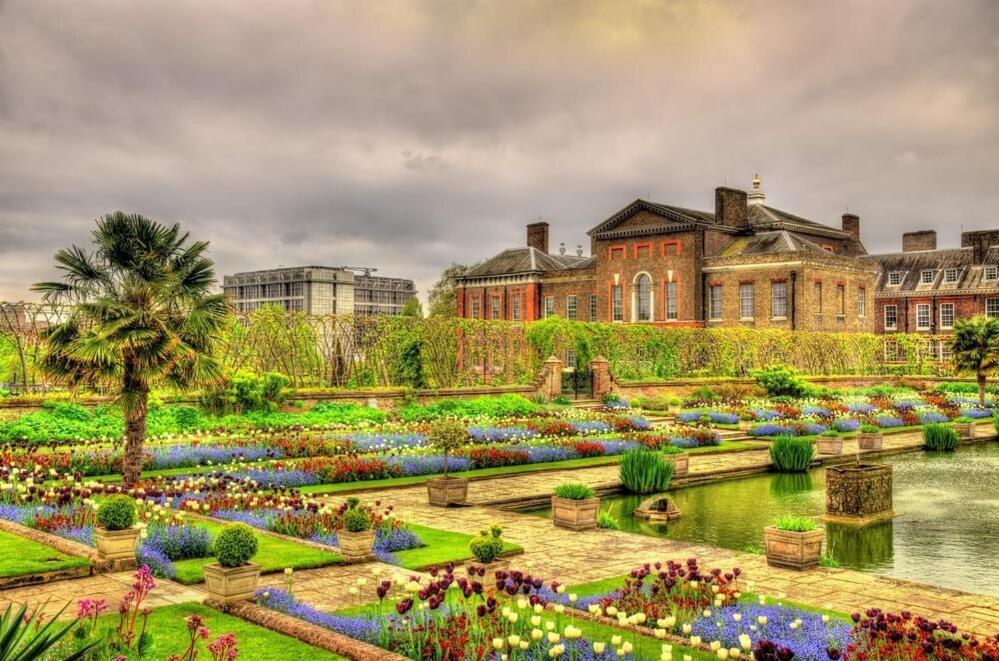 1-Bed Apartment, Close To Kensington Olympia With Free Wi-Fi & Netflix Londra Exterior foto