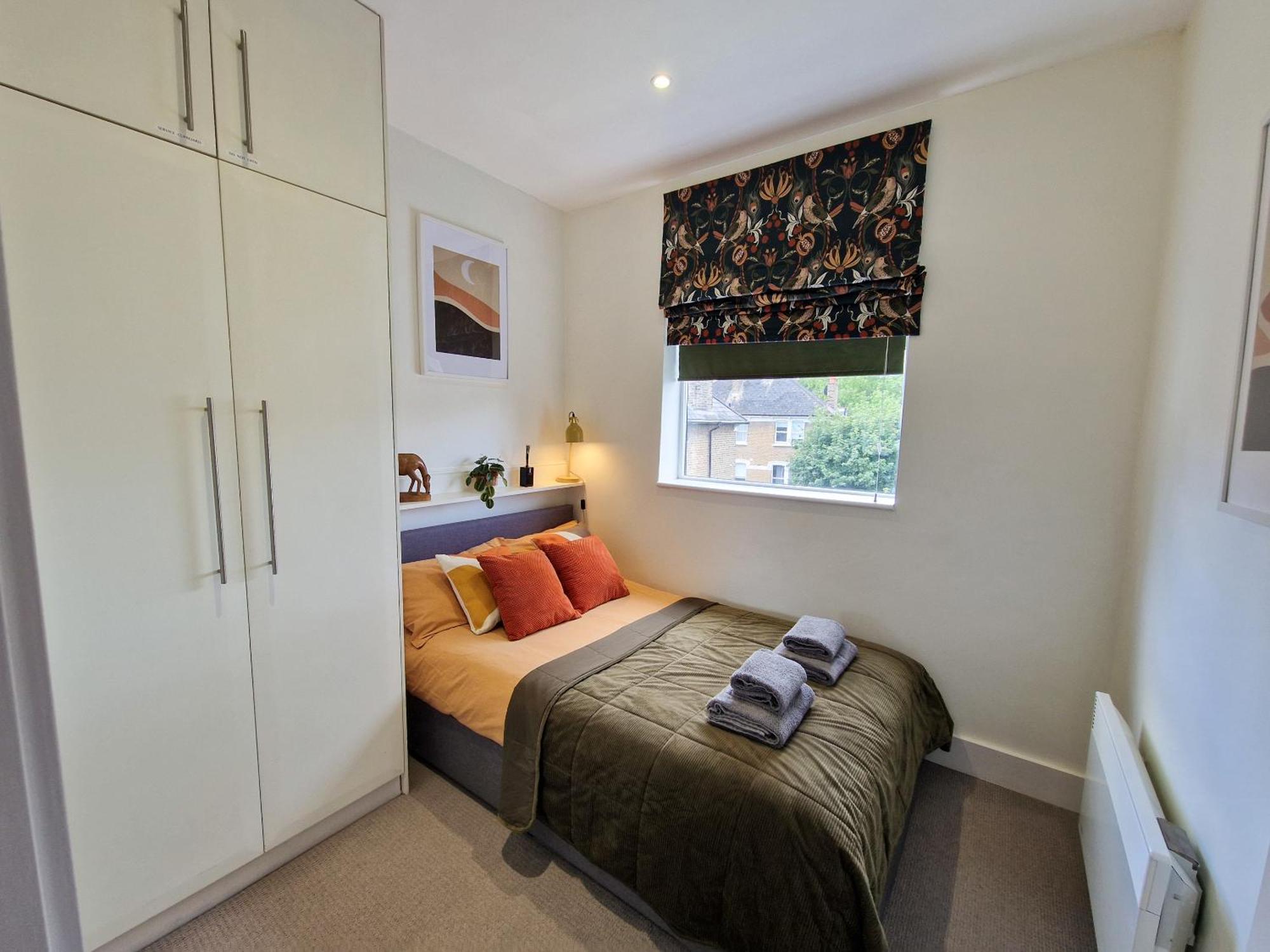 1-Bed Apartment, Close To Kensington Olympia With Free Wi-Fi & Netflix Londra Exterior foto
