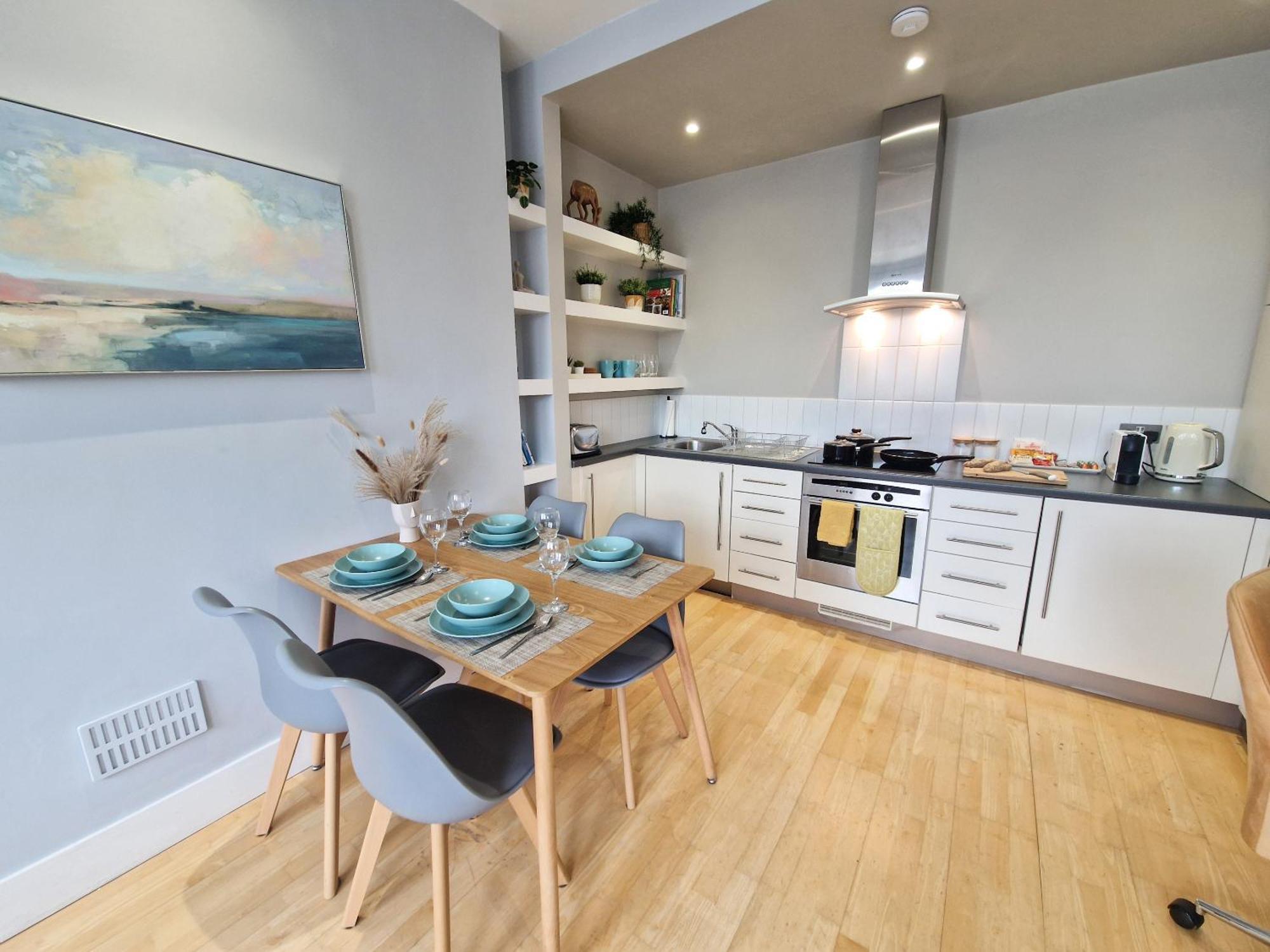 1-Bed Apartment, Close To Kensington Olympia With Free Wi-Fi & Netflix Londra Exterior foto